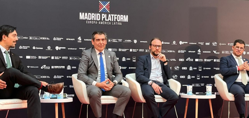Representantes de EFE Trenes de Chile participa en Madrid Platform 2023