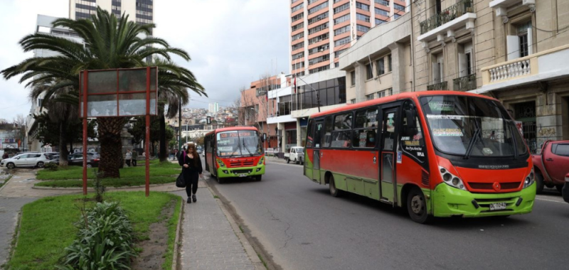 Organizaciones sociales insisten en transporte público de calidad para Valparaíso