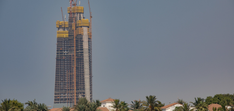 Arabia Saudita retoma construcción de la Torre Jeddah