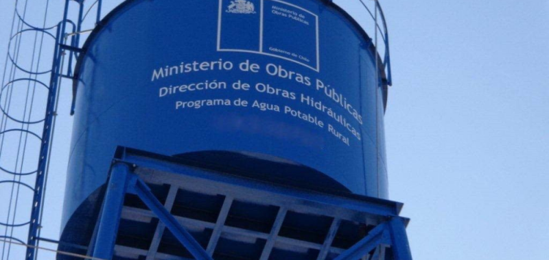 MOP entrega derechos de agua a comunidades rurales de la Región