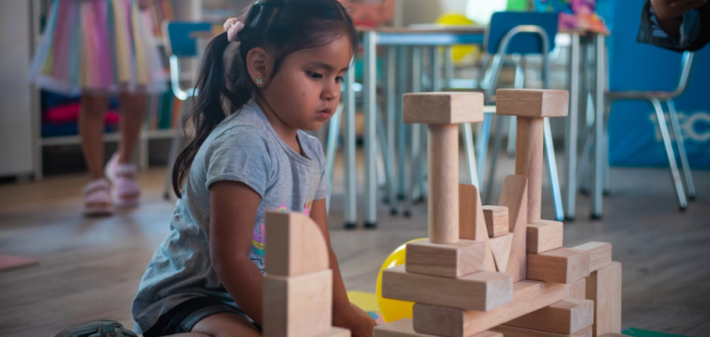 TECHO-Chile y Santander inauguran centros de aprendizaje para niños y niñas que viven en campamentos