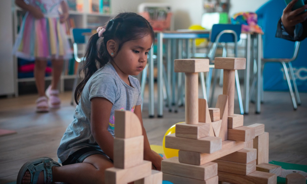 TECHO-Chile y Santander inauguran centros de aprendizaje para niños y niñas que viven en campamentos