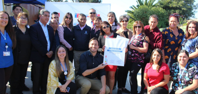 Familias de San Antonio recibieron sus títulos de dominios por parte de Bienes Nacionales 
