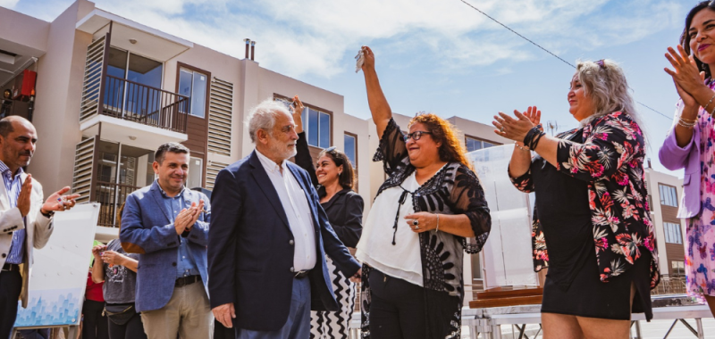 Plan de Emergencia Habitacional: Ministro Montes entrega 520 viviendas en Arica