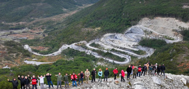 Un 68% de avance lleva la construcción del camino Vicuña Yendegaia en Tierra del Fuego
