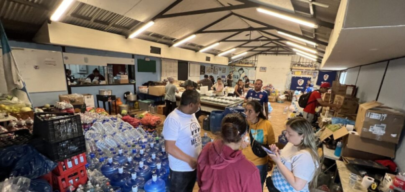 Más de 80 clubes de fútbol de barrio se coordinan entrega a damnificados por incendios