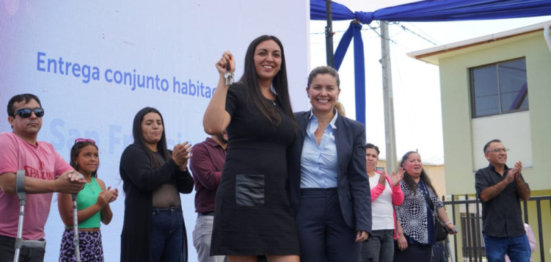 Ministerio de Vivienda entrega 316 unidades para las familias de San Bernardo