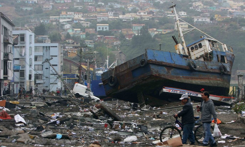 Habitantes de Concepción y Valparaíso no se sienten  preparados para enfrentar inundaciones e incendios