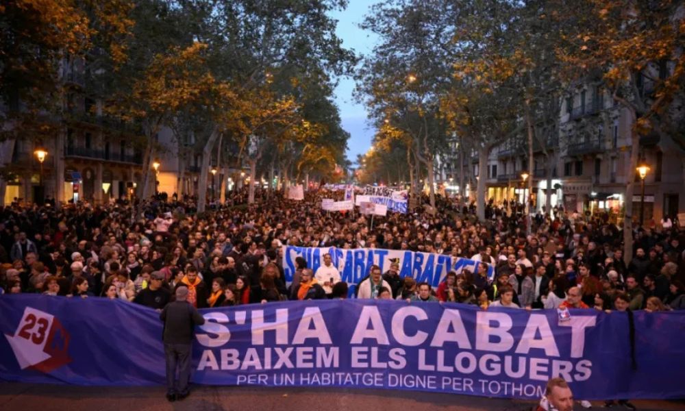 Crisis de  la vivienda en España: Barcelona se suma a protestas por precio de los arriendos