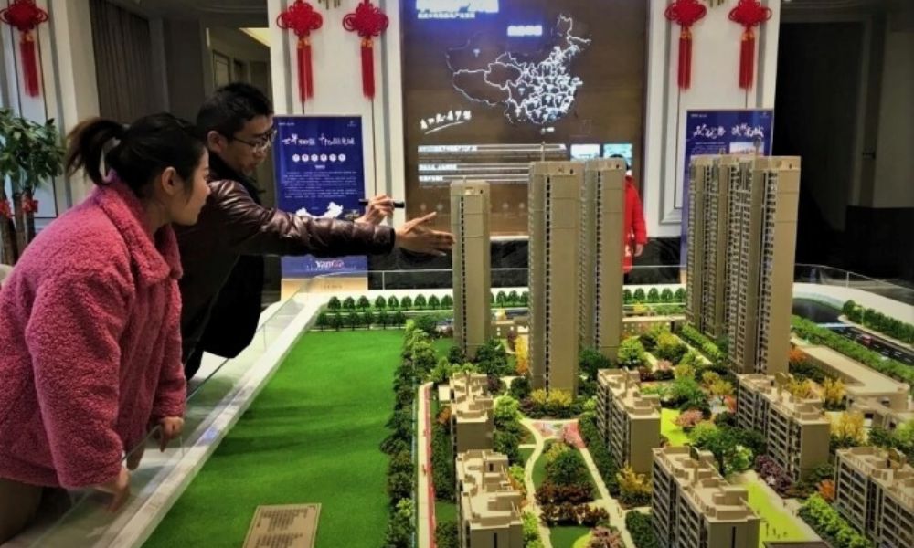 China anuncia un nuevo modelo de desarrollo para estabilizar su mercado inmobiliario