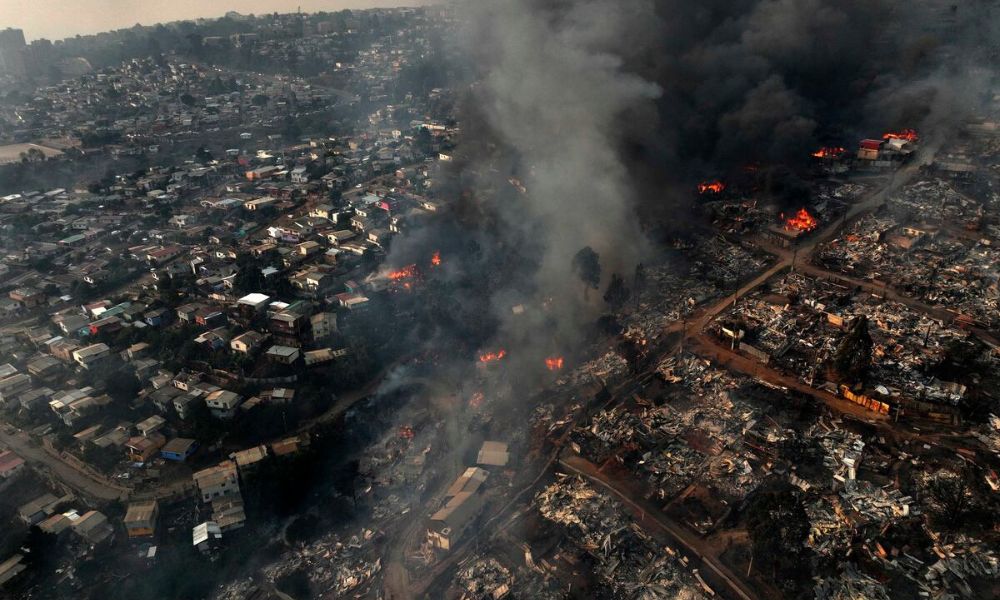 Incendios en Valparaíso: Fiscal descarta participación de inmobiliarias y aclara mitos sobre uso de suelo