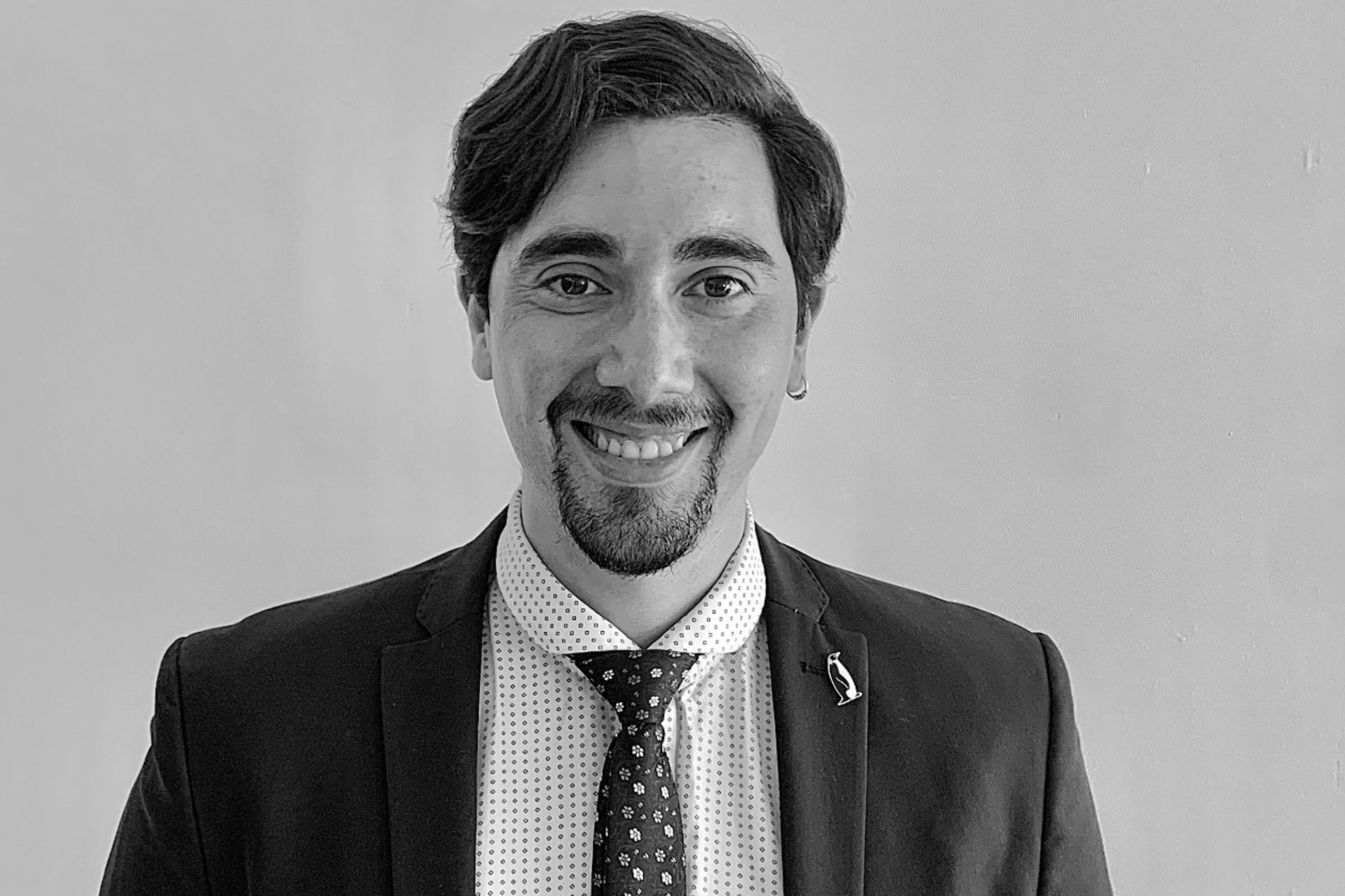 Rejas en Meiggs: Ordenar el espacio sin resolver la ciudad