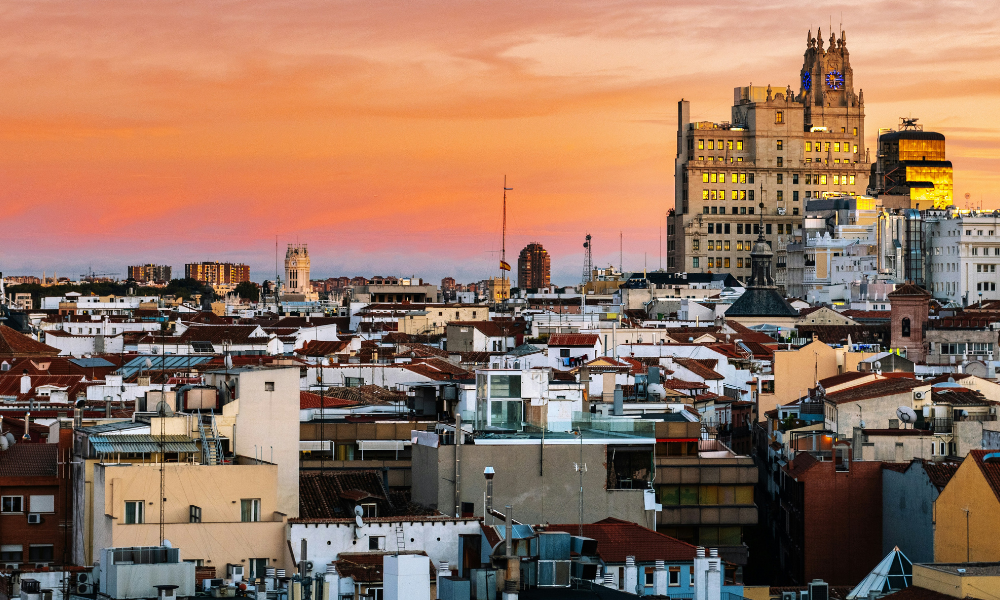 España impulsa Plan de Vivienda 2026-2030 con foco en vivienda pública y frenar la especulación