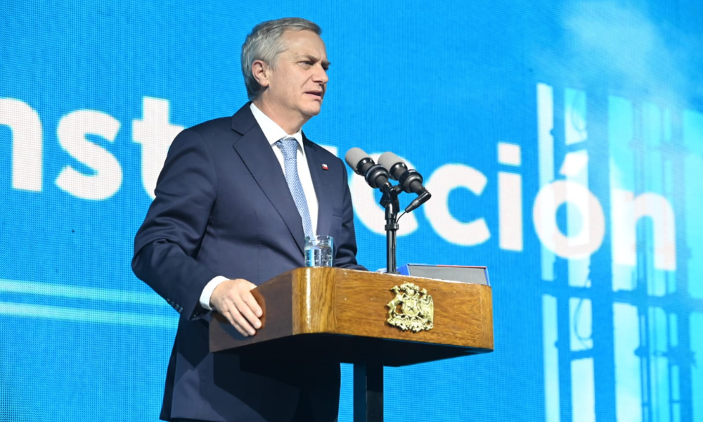 Semana de la Construcción: Presidente Kast ofrece acelerar permisos y CChC responde con 100 mil viviendas sin vender
