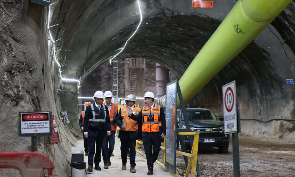 AVO II alcanza hito clave en la construcción del último tramo del anillo vial Américo Vespucio