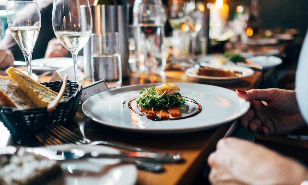 Avenida El Rodeo cambia su perfil y se consolida como nuevo eje gastronómico de La Dehesa
