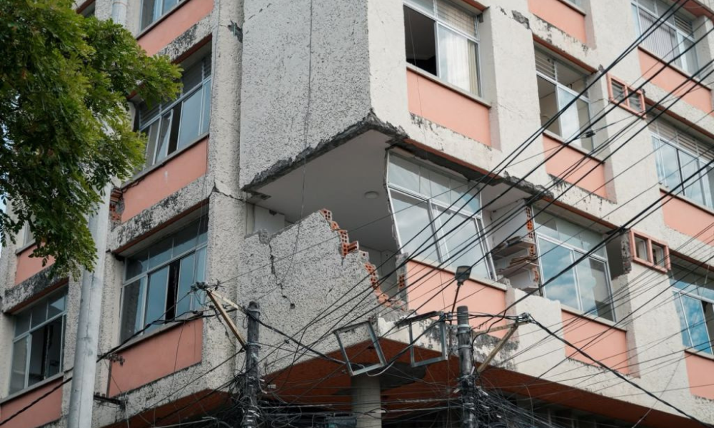 Colombia anuncia soluciones habitacionales y financiamiento para afectados por el terremoto de agosto