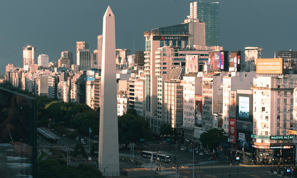 Compraventas de viviendas en Buenos Aires caen 2,3% en 2026 y las hipotecas retroceden 34%